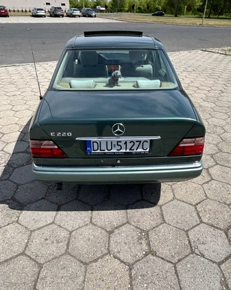 Mercedes-Benz Klasa E cena 26500 przebieg: 224000, rok produkcji 1994 z Lubin małe 191